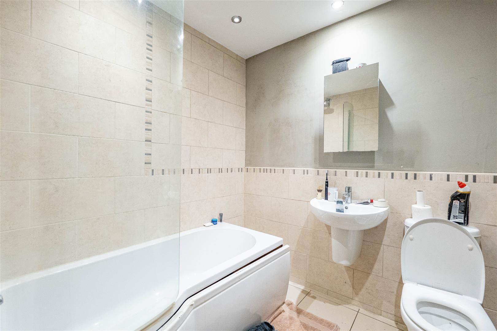 3 bed property in Meadow Street, Chorley